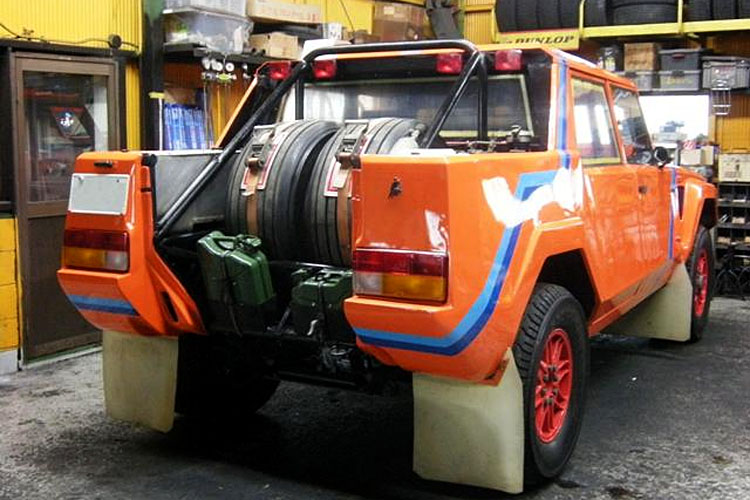 Chiếc thứ 3, chiếc cuối cùng được độ bởi chính hãng siêu xe Lamborghini mang màu sơn cam và không được gắn số. Chiếc xe này ít tham gia vào các chặng đua hơn hai chiếc còn lại. Xe được bán đến Bỉ vào thập niên 90 trước khi về với một nhà sưu tập tại Nhật Bản. Đến thời điểm này, chiếc xe vẫn thường xuyên được sử dụng trên đường phố Nhật Bản.