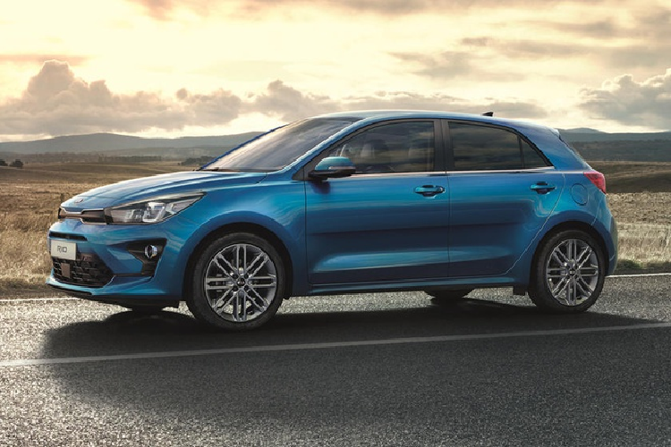 Hệ truyền động này cũng giúp giảm lượng khí thải CO2 khoảng 8,1 đến 10,7% dựa theo xếp hạng của tiêu chuẩn khí thải NEDC. Mức giá xe Kia Rio 2021 cùng chi tiết ngày bán ra vẫn chưa được công bố.