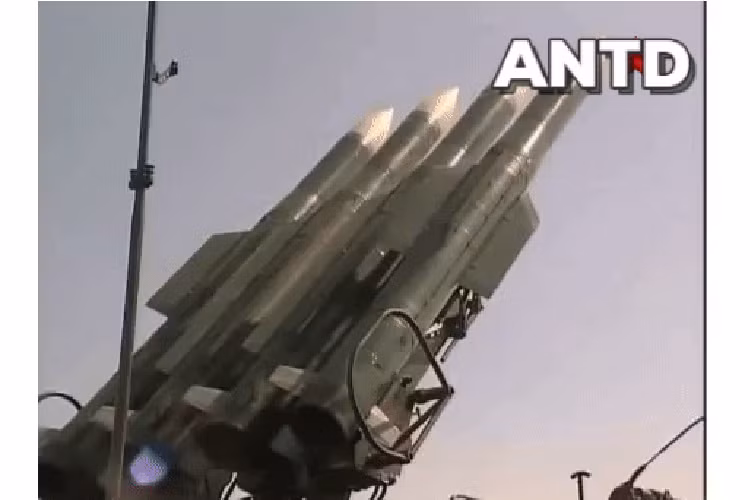 Giới chuyên môn lúc này lại đang nhớ về nhận định của chuyên gia quân sự Nga, Đại tá Viktor Murakhovsky - Tổng biên tập tạp chí “Kho vũ khí của Tổ quốc” khi ông tuyên bố về hiệu suất tác chiến tồi tệ của Pantsir-S1.