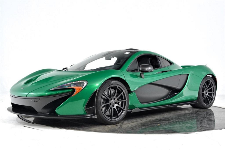 Khi mới ra mắt, giá xe Mclaren P1 khởi điểm ở mức 1,35 triệu Đô với chỉ 375 chiếc được sản xuất. Tuy nhiên, chiếc McLaren P1 với màu sắc Fusion Green Pearl 3 hiện đang được rao bán với mức giá khá hời, ở mức 1,09 triệu Đô. Đây là một cơ hội tốt để sở hữu chiếc siêu xe hàng hiếm mới từng qua một đời chủ sở hữu.