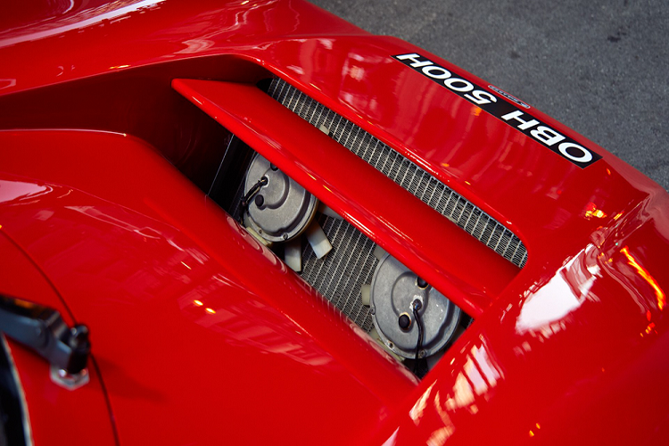 Chiếc xe đã được chăm sóc một cách kỹ lưỡng bởi một đội ngũ tại McLaren Chicago và gần đây, chiếc xe đã được đưa ra ngoài và lái xe qua các đường phố của thành phố nhộn nhịp Chicago. Chiếc xe mới chỉ lăn bánh khoảng 3.369 km và trong lần xuất hiện trên đường phố, mẫu xe trở nên rất nổi bật trong lớp áo màu đỏ của mình.