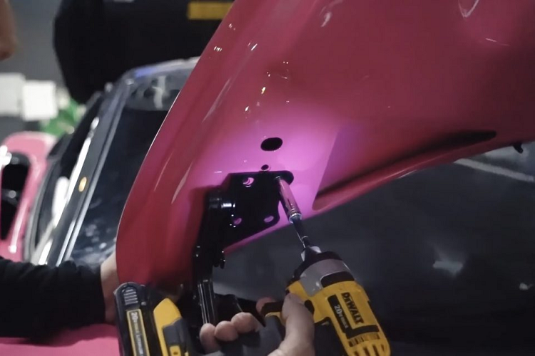 Gần đây, thương hiệu độ xe nổi tiếng này đã tiếp tục thực hiện một dự án độ xe McLaren 570S Spider. Đây là một dự án được thực hiện theo đơn đặt hàng riêng của ngôi sao Jeffree Star. Là một người nổi tiếng trong nhiều lĩnh vực như điện ảnh, âm nhạc hay gần đây nhất chính là mảng thẩm mỹ với thương hiệu Jeffree Star Cosmetics.