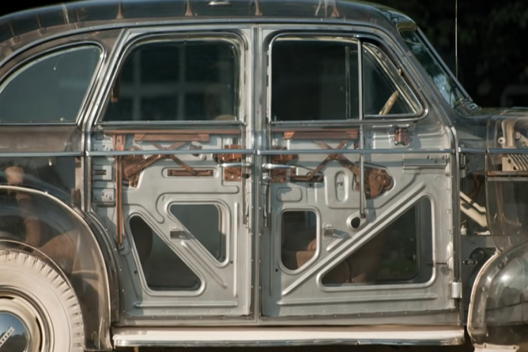 Trong năm 1940, Ghost Car đã nhận được nâng cấp cho phần mặt trước và lưới tản nhiệt, và thêm một chiếc xe đồng hành: GM vội vã làm thêm một chiếc xe bằng kính plexi trong suốt như thế, lần này dựa trên khung gầm Torpedo Eight, và mang tới trưng bày tại Golden Gate Exposition 1940 ở Đảo Treasure, Vịnh San Francisco. Đáng tiếc, chiếc Ghost Car thứ hai đã bị mất, nhưng chiếc đầu tiên thì vẫn còn sống sót.