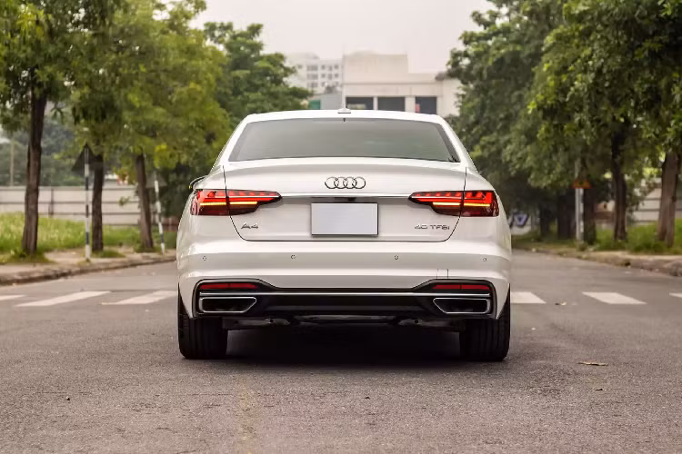 Trên thực tế, dòng Audi A4 rất thích hợp với đối tượng khách hàng là những bạn trẻ yêu thích thời trang, phái đẹp hay những người làm trong lĩnh vực nghệ thuật.