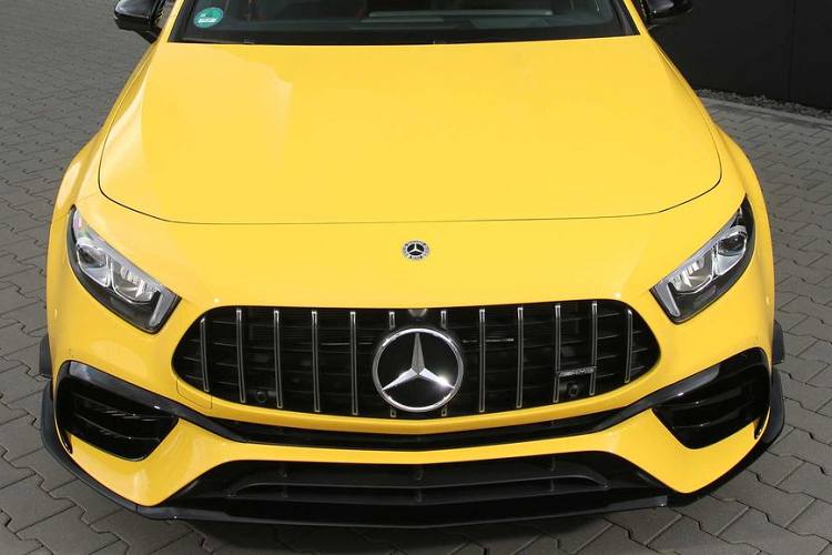 Khả năng tăng tốc từ 0 lên 100 km/h khi trang bị gói RS 525 của Posaidon trên chiếc hatchback nhờ đó cũng được rút ngắn xuống còn 3,4 giây, thay vì 3,9 giây như nguyên bản.