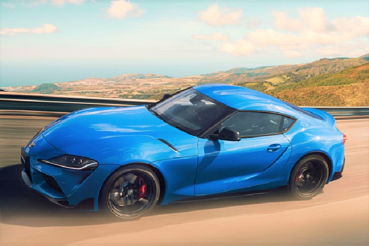 Cả 2 phiên bản đặc biệt đều sử dụng động cơ 6 xi-lanh thẳng hàng turbocharge dung tích 3.0L tương tự phiên bản Supra tiêu chuẩn. Công suất tối đa của các phiên bản này ở mức 382 mã lực tại tua máy 5.800 vòng/phút. Một số nâng cấp nhỏ trên phiên bản Supra 3.0 2020 như bộ đệm bằng hợp kim nhôm cho cầu trước, giúp tăng độ bền chắc cũng như việc tinh chỉnh lại thiết kế cho cản trước và sau của xe.