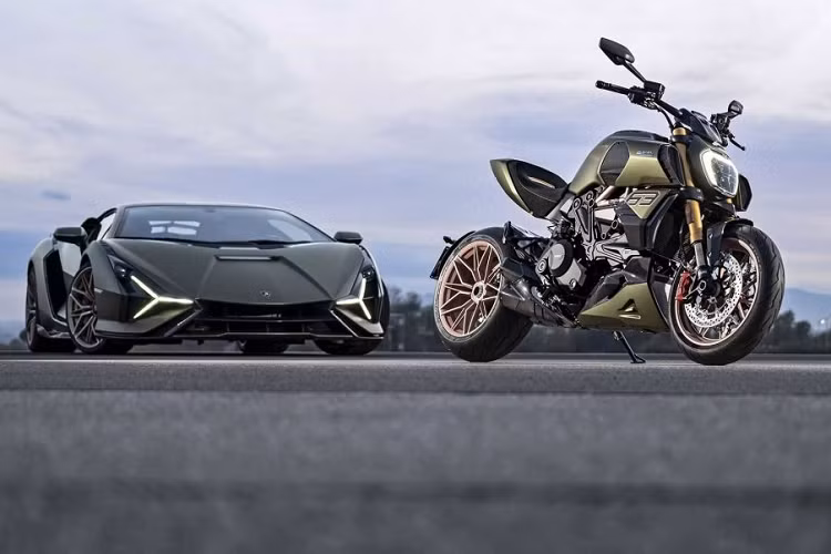 Ducati chỉ sản xuất giới hạn 630 chiếc Diavel 1260 Lamborghini, nhiều gấp 10 lần số lượng Sián FKP 37 mà Lamborghini sản xuất. Xe có giá bán từ 31.995 USD tương đương khoảng 741 triệu đồng), cao hơn 11.700 USD so với chiếc xe tiêu chuẩn.