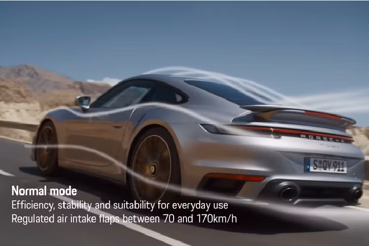 Để tăng sự ổn định và động lực khi xe hoạt động ở tốc độ cao, cánh lướt gió chủ động ở đầu xe và cánh sau đã được thiết kế lại, tăng lực ép xuống mặt đường thêm 15%.