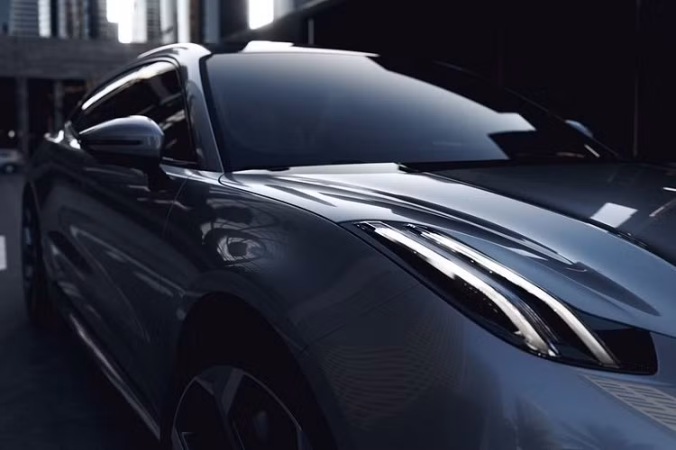 Tạm thời, thương hiệu Trung Quốc Lynk &amp; Co vẫn đang giữ kín nhiều thông tin chi tiết của Zero, hãng chỉ tiết lộ rằng Zero concept chạy điện được thiết kế tại studio Gothenburg của hãng và trông nó khá giống một phiên bản hatchback của Lynk &amp; Co 03.