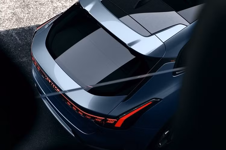 Zero là mẫu xe concept thứ hai của Lynk &amp; Co, đại diện như một “cái nhìn đầu tiên” về cách thương hiệu Trung Quốc sẽ trở thành “người tiên phong trong lĩnh vực xe điện thuần túy”.