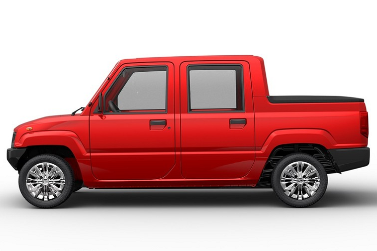 Nhà sản xuất thậm chí còn chào bán một phiên bản off-road mang tên XR. Nó có lắp đặt hệ thống 4x4 mô tơ kép (10 mã lực ở trục sau và 4 mã lực ở trục trước), mang dáng vẻ cứng cáp hơn, trang bị lốp đi mọi địa hình và thêm 80 km di chuyển từ một cụm pin phụ. Giá xe Pickman off-road XR là 15.000 USD. Loạt xe Pickman mới sẽ bắt đầu được giao tới tay khách hàng tại Mỹ trong tháng 9 tới.