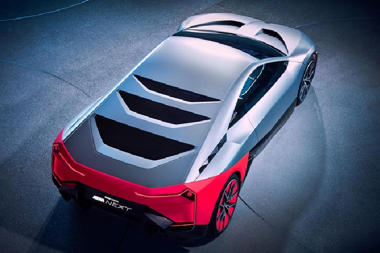 Về giá bán, tờ Car and Driver dự đoán siêu xe mới của BMW sẽ có mức giá vào khoảng 160.000 USD hoặc gần bằng giá của BMW i8 Roadster. Siêu xe kế nhiệm i8 có thể sẽ ra mắt muộn nhất vào 2023.