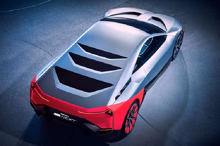 Về giá bán, tờ Car and Driver dự đoán siêu xe mới của BMW sẽ có mức giá vào khoảng 160.000 USD hoặc gần bằng giá của BMW i8 Roadster. Siêu xe kế nhiệm i8 có thể sẽ ra mắt muộn nhất vào 2023.