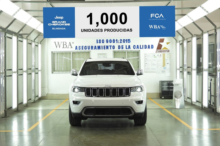 Việc khách hàng tại thị trường Mexico ưa chuộng xe bọc thép chống đạn đã không còn là chuyện lạ. Ở thị trường này, không ít mẫu xe quen thuộc như BMW X5 hay Audi Q5 đều có phiên bản bọc thép chống đạn. Ngay cả mẫu SUV Mỹ - Jeep Grand Cherokee 2020 mới cũng được bổ sung phiên bản bọc thép chống đạn mang tên Armored.