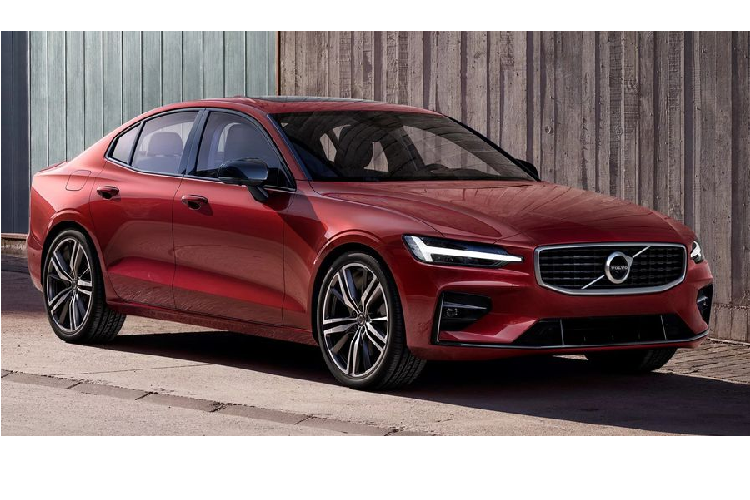 Dự kiến, Volvo S60 2020 mới sẽ được ra mắt người tiêu dùng Việt vào cuối tháng 10 này hoặc đầu tháng 11 tới, đây sẽ là đối thủ cạnh tranh đáng gờm của bộ ba xe Đức Mercedes-Benz C-Class, BMW 3-Series và Audi A4.
