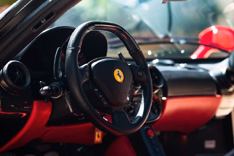 Trước đó, một chiếc Ferrari 288 GTO đời 1985, đã bán được 2.310.000 USD trong phiên bán hàng diễn ra vào thứ Sáu tuần trước.