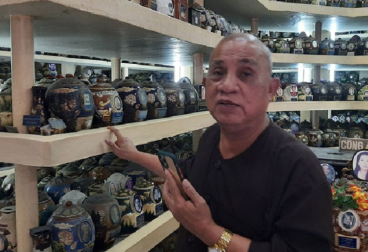 Chùa Vĩnh Nghiêm nhận tro cốt từ chùa Kỳ Quang 2 ra sao? Chua Vinh Nghiem nhan tro cot tu chua Ky Quang 2 ra sao?