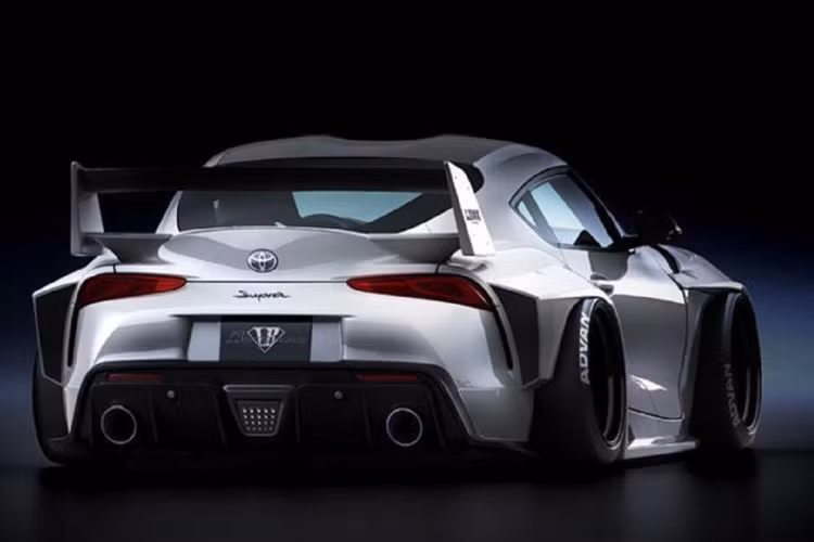 Bản độ Toyota GR Supra trên hình được trang bị thêm bộ mâm khác biệt bọc trong bộ lốp hoàn toàn mới. Vì vậy, ước tính cả chi phí lắp đặt, khách hàng sẽ cần chi khoảng 20,000 USD (465 triệu) để có một bản độ bắt mắt và bóng bẩy như hình.