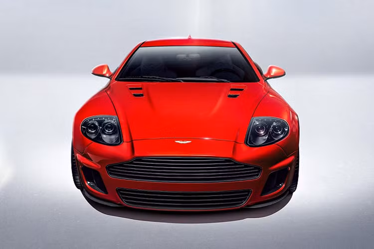 Đúng như tên gọi, việc sản xuất chiếc Aston Martin Callum Vanquish 25 sẽ được sản xuất giới hạn chỉ 25 chiếc. Những chiếc xe đầu tiên sẽ được chế tạo vào tháng 9 dành cho những khách hàng ở châu Âu và châu Mỹ Latinh.