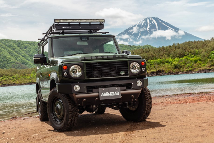 Tổng chi phí cho gói nâng cấp này là 490.000 yên Nhật, tương đương gần 110 triệu đồng. Trong khi đó, tại thị trường nội địa, giá xe Suzuki Jimny bán ra khởi điểm từ khoảng 1,5 triệu yên Nhật, tức 325 triệu đồng.