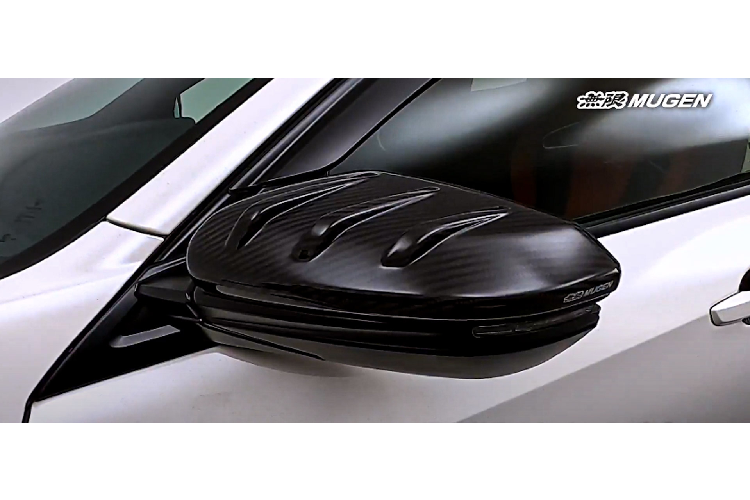 Khi nhìn lại phiên bản Honda Civic Type R 2020, người dùng có thể thấy mẫu xe này thực sự đã được cải tiến đáng kể, từ hệ thống phanh nâng cấp, hệ thống treo cứng hơn và hệ thống lái tinh chỉnh cho đến lưới tản nhiệt tăng kích thước giúp tăng khả năng làm mát cho động cơ tăng áp 4cyl bên dưới nắp capo.