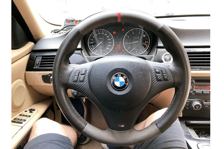 Đây chính là lý do những chiếc xe Đức đường mất giá rất nhanh sau một khoảng thời gian sử dụng 5 – 10 năm, vì người dùng thường phải chi trả thêm một khoảng tiền cho việc đại tu/ bảo dưỡng lớn cho xe để giúp nó hoạt động một cách yên tâm, ổn định và không bị “nằm đường”. Như vậy, người mua sẽ yên tâm hơn khi sử dụng, nếu có phát sinh sửa chữa thêm thì chi phí chắc chắn sẽ dễ chịu hơn rất nhiều.