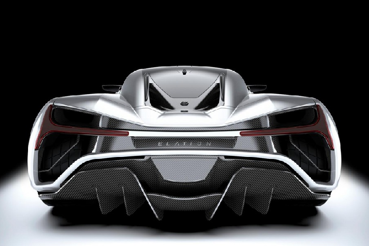 Elation Freedom được giới thiệu là sẽ chạy trên một khung gầm liền thân bằng sợi carbon với trọng lượng chỉ khoảng 82 kg, và tích hợp một cụm pin lithium-ion hình chữ T. Trong đó, cụm pin sẽ có hai cấu hình 100 và 120 kWh, tương ứng cự li di chuyển khoảng 480 – 640 km khi sạc đầy. Phiên bản xe tiêu chuẩn sẽ có trang bị 3 mô tơ điện, sản sinh tổng công suất 1.414 mã lực. Elation Hypercars cũng có kế hoạch cung cấp một biến bản lắp 4 mô tơ điện với tổng công suất mạnh hơn là khoảng 1.903 mã lực. 