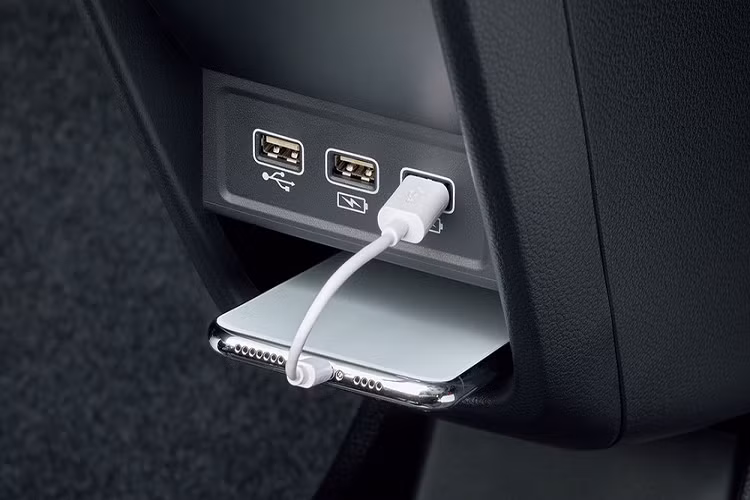 Tại thị trường Nhật Bản, giá xe Honda N-One 2021 có mức dao động từ 1.599.400 - 1.999.800 Yên (tương đương khoảng 356 - 445 triệu đồng).