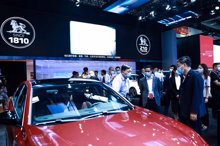 Tại sự kiện ôtô hiếm hoi được diễn ra giữa đại dịch Covid-19, David Guerin, Tổng Giám đốc liên doanh Dongfeng Peugeot chia sẻ: "Trong suốt lịch sử 210 năm, với tinh thần đổi mới không ngừng, thương hiệu Peugeot đã luôn cố gắng cải thiện trải nghiệm lái xe cho người dùng, và luôn nỗ lực để là người tiên phong trong lĩnh vực thiết kế và công nghệ ôtô."