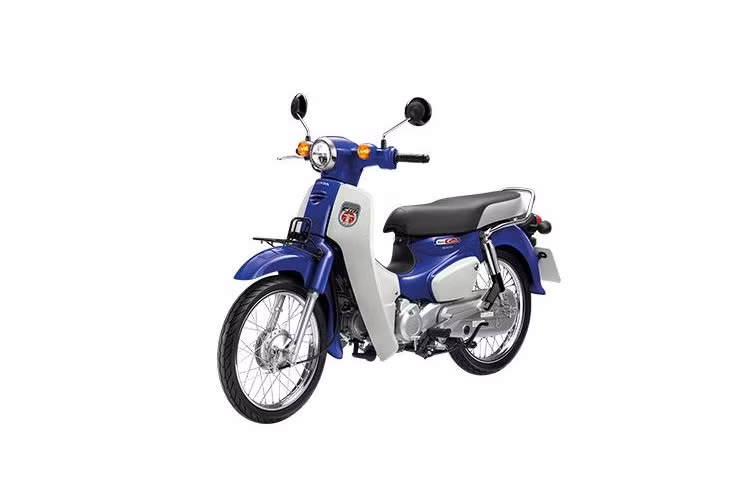 Về trang bị an toàn, Honda Super Cub nâng cấp 2020 vẫn giữ nguyên hệ thống phanh trước/sau là phanh tang trống cùng bộ lốp săm kích thước 70/90 trước và 80/90 sau.
