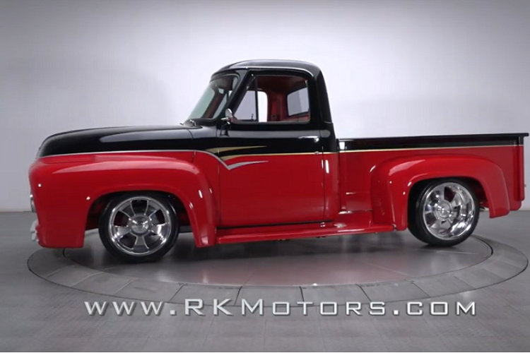 Nhờ những trang bị và một dáng vẻ mới, chiếc xe đã nhận được nhiều giải thưởng tại các triển lãm ô tô khác nhau, bao gồm giải thưởng cao nhất trong một sự kiện F-100 Supernationals ở Pigeon Forge, Tennesse, Mỹ. Hiện nay, giá xe Ford F-100 1955 độ này đang được chào bán 159.900 USD (hơn 3,7 tỷ đồng).