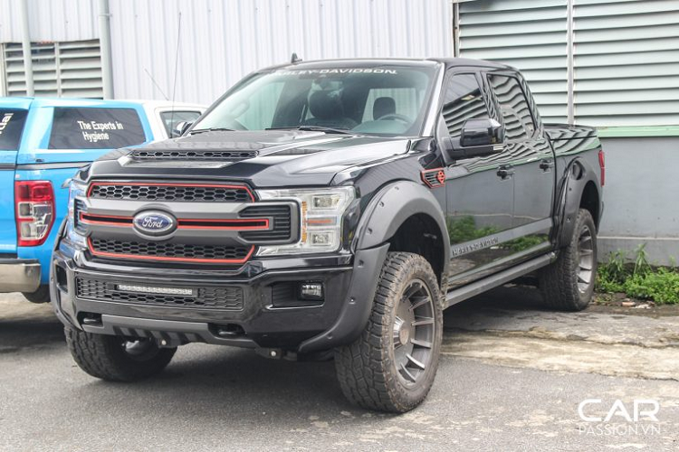 Hãng xe Mỹ đã bỏ phiên bản đặc biệt kết hợp với Harley-Davidson trên các dòng sản phẩm của mình từ năm 2013. Tuy nhiên vào năm ngoái, công ty tùy biến xe độc lập Tuscany Motor Company đã hồi sinh phiên bản này. Tuscany đã từng cho ra mắt phiên bản Ford F-150 Harley Davidson mới dựa trên mẫu GMC Sierra.