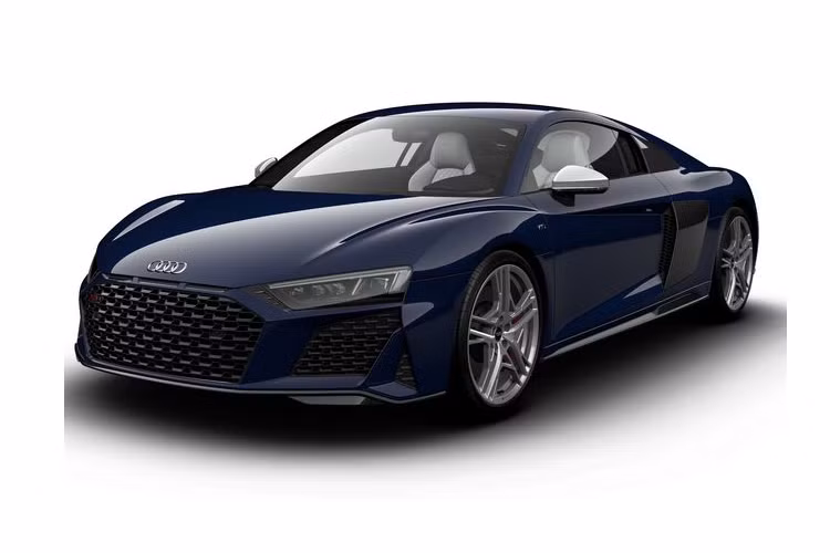 Được sản xuất giới hạn trong 30 chiếc, Audi R8 V10 Limited Edition mới sẽ sở hữu vẻ ngoài nâng cấp và hiệu suất cải tiến như trên mẫu R8 Performance Quattro. Cụ thể, xe được cung cấp với bánh xe 20 inch sơn bạc mới - lần đầu tiên đối với R8 chính hãng tại Mỹ, viền thân dưới làm bằng sợi carbon, vỏ gương chiếu hậu ngoài bằng nhôm phủ bóng sành điệu và thảm sàn độc quyền của Audi.