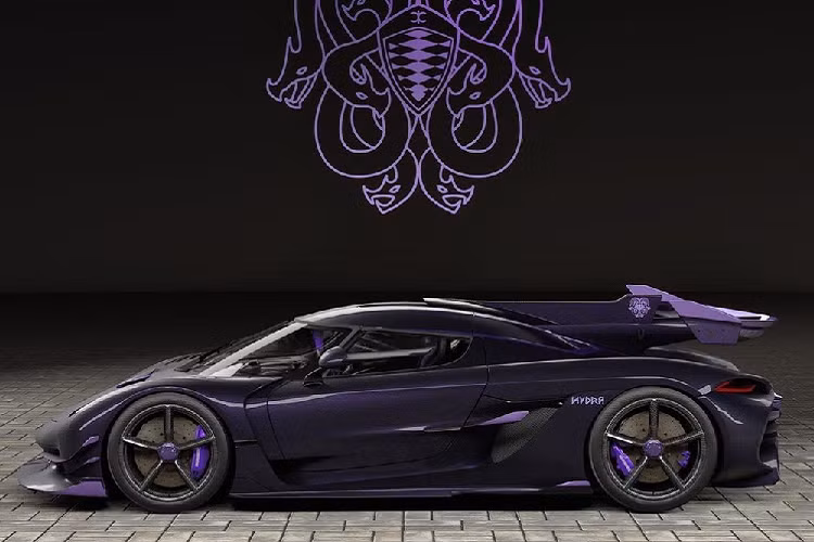  Siêu xe Koenigsegg Jesko 2022 hoàn toàn mới đã lần đầu tiên trình làng vào hồi tháng 3 đầu năm nay. Chỉ sau 2 tuần ra mắt, toàn bộ 125 chiếc siêu xe này đã chính thức "cháy hàng". Một trong số những siêu xe Koenigsegg Jesko đã có chủ là chiếc Hydra độc nhất vô nhị, ra đời theo đơn đặt hàng của một vị doanh nhân trẻ có tên Dylan Jacob. Năm nay 26 tuổi, Jacob là một doanh nhân trẻ kiêm nhà thiết kế sản phẩm người Mỹ.