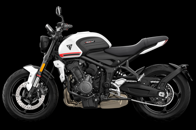Mẫu xe môtô naked-bike Trident 660 2021 dùng hộp số 6 cấp đi kèm bộ ly hợp trợ lực và trượt. Chiều cao yên xe ở mức 805 mm và trọng lượng ướt là 189 kg. Yên xe được đệm lót mềm để tạo sự thoải mái cho cả người lái và hành khách. Phần yên dành cho hành khách ngồi sau được làm nhô cao và có phần hơi nhỏ.