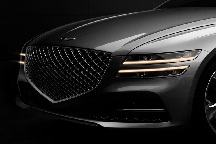 Kiểu dáng năng động còn được thể hiện khi các nhà thiết kế “điêu khắc” cho chiếc xe một tấm mái tương tự kiểu dáng của một mẫu coupe. Thật vậy, thiết kế này đã thành công trong việc khắc họa vẻ thể thao hơn nhiều so với model hiện tại, gợi lên nhiều liên tưởng tới chiếc Audi A7 Sportback.