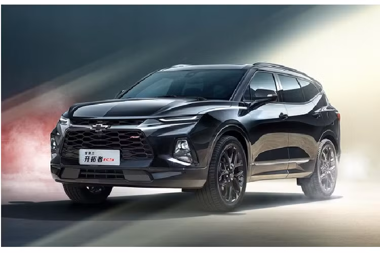 Chevrolet sẽ bán 4 phiên bản Blazer 2021 tại thị trường đông dân nhất thế giới, gồm LT, Premier, Redline, và RS thể thao. Giá xe Chevrolet Blazer 2021 hiện chưa có thông tin tại Trung Quốc.