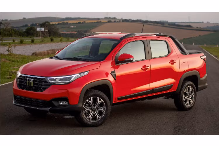 Ban tai mini Fiat Strada 2021 lo dien, tu 315 trieu dong