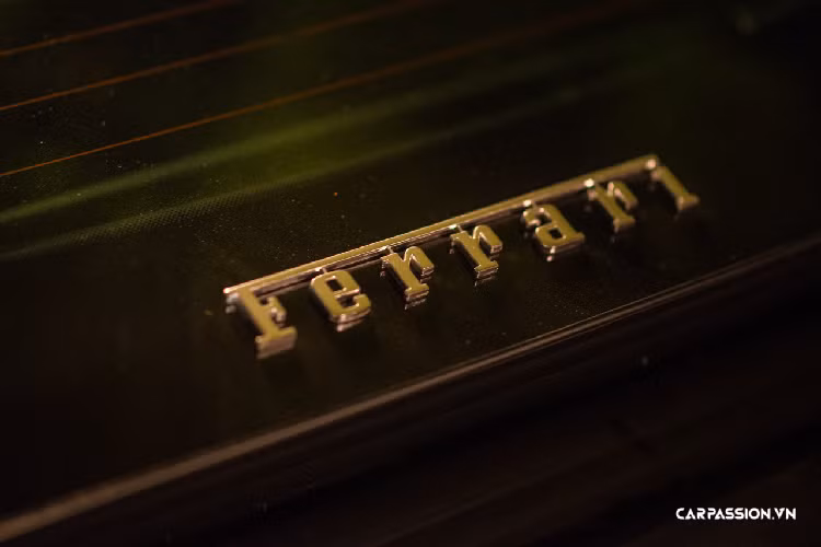 Tại Việt Nam, mẫu xe tiền nhiệm của 812 Superfast mang tên F12 Berlinetta hiện có khoảng 5 chiếc, đa số mang trên mình màu đỏ truyền thống. Một trong số những chiếc xe này hiện đã được nâng cấp với gói độ thân rộng Duke Dynamics với vẻ ngoài đầy hầm hố, khác biệt hoàn toàn so với F12 nguyên bản.