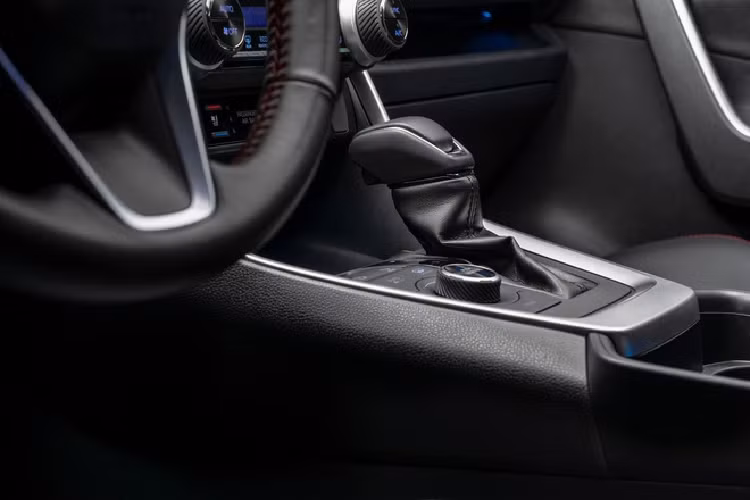 Khách mua có thể chọn bản SE hoặc XSE.