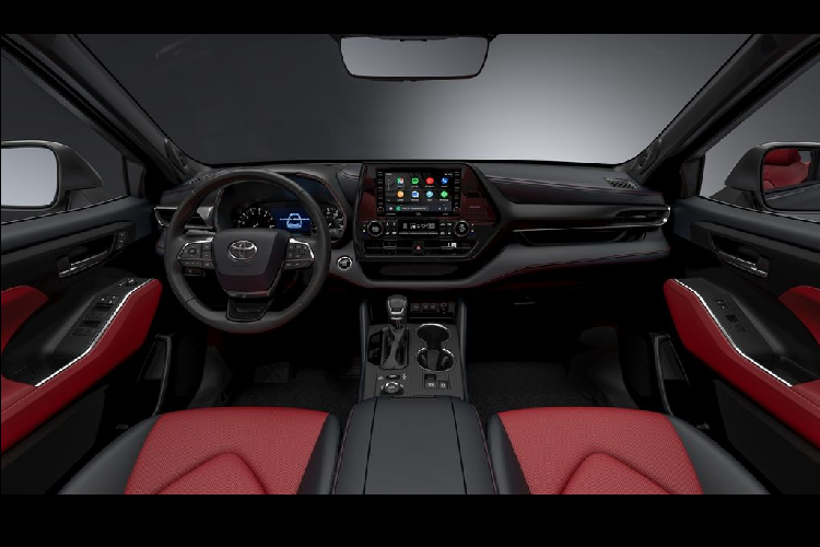 Tuy nhiên, những cải tiến đắt giá trên Toyota Highlander XSE 2021 không phải đến từ nội – ngoại thất. Mẫu SUV cỡ lớn này sẽ sở hữu 1 hệ thống treo thể thao hơn với sự tinh chỉnh trên các giảm chấn, lò xo và thanh ổn định phía sau. Hệ thống trợ lực lái điện cũng đã được hiệu chỉnh để mang lại cảm giác lái trực tiếp hay thật tay hơn.