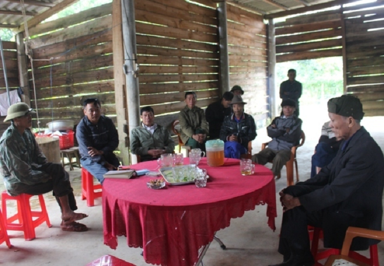 Ha Tinh: Tang thuong xom ngheo co 3 thuyen vien gap nan tren tau Vietship-Hinh-3