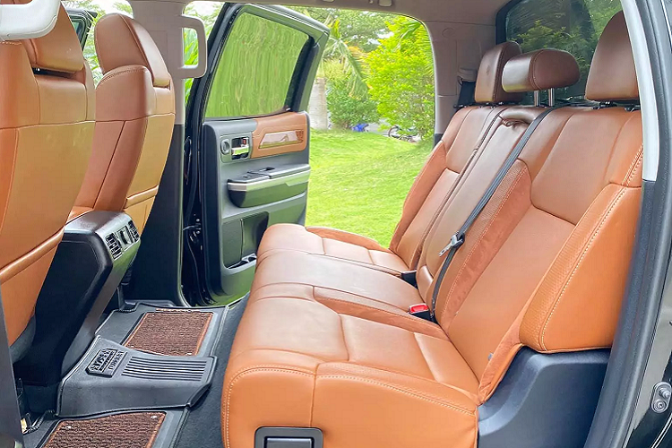Chính vì thế, lựa chọn Toyota Tundra đã qua sử dụng là một gợi ý dành cho những ai có điều kiện kinh tế khá giả và yêu thích bán tải cỡ lớn.