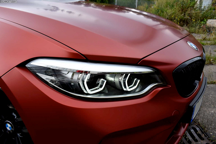 Chiếc BMW M2 Competition thuộc sở hữu của một độc giả trang Bimmer Today và được nhiều ý kiến từ Carscoop nhận xét rằng nó rất phù hợp với chiếc M2.