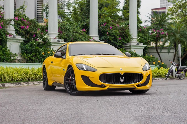 Mới đây, một công ty nhập khẩu xe sang ở Hà Nội đăng thông tin rao bán chiếc xe Maserati GranTurismo MC Sportline màu vàng thuộc diện hiếm hoi tại Việt Nam đã gây sự chú ý. Đây không phải là lần đầu mẫu xe này được rao bán. Lần gần đây nhất là vào tháng 11/2019.