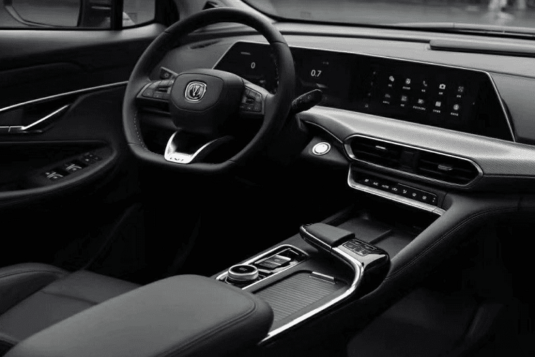 Cụ thể, giá xe Changan UNI-T 2020 khoảng 180.000 nhân dân tệ (tương đương 592 triệu đồng), và sẽ chính thức ra mắt thị trường Trung Quốc trong tháng 6 năm nay. Hiện tại, quá trình sản xuất nó đã được bắt đầu.