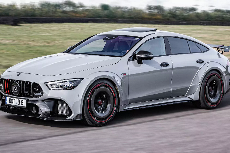 Như tên gọi “One Of Ten”, hãng Brabus chỉ sản xuất giới hạn 10 chiếc Brabus Rocket 900 để đảm bảo sự độc quyền, đi kèm với mức giá không hề rẻ. Giá xe Brabus Rocket 900 trong ảnh khoảng 435.800 Euro, tương đương với khoảng 515.000 USD (khoảng 11,9 tỷ đồng).