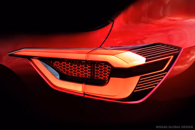 Nissan Magnite sẽ được phân phối tại Ấn Độ vào tháng 1/2021 với hai hệ truyền động. Phiên bản tiêu chuẩn sẽ trang bị động cơ xăng 3 cyl 1.0L hút khí tự nhiên, cho công suất 72 mã lực tương tự như anh em họ Renault Triber. Xe sẽ trang bị hộp số sàn 5 cấp hoặc tùy chọn hộp số bán tự động.