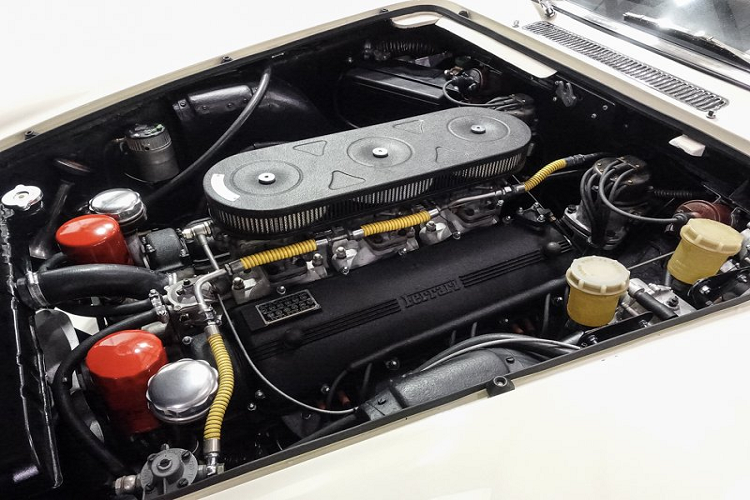 Sau đó, chiếc xe đã được đưa đến đại lý Ferrari đầu tiên tại Mỹ vào năm 1964. Cách đây một khoảng thời gian, chiếc xe đã được tìm thấy trong một container chứa đồ cũ và đã được một vị khách của Ferrari Texas đưa đến nhằm yêu cầu phục chế.