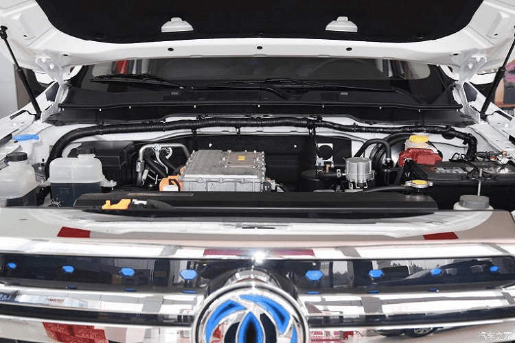 Cuối cùng, Giá xe Dongfeng Rich 6 EV chạy điện có mức khởi điểm 299.800 nhân dân tệ (tương đương 994 triệu đồng) tại thị trường địa phương, một cái giá không hề rẻ.